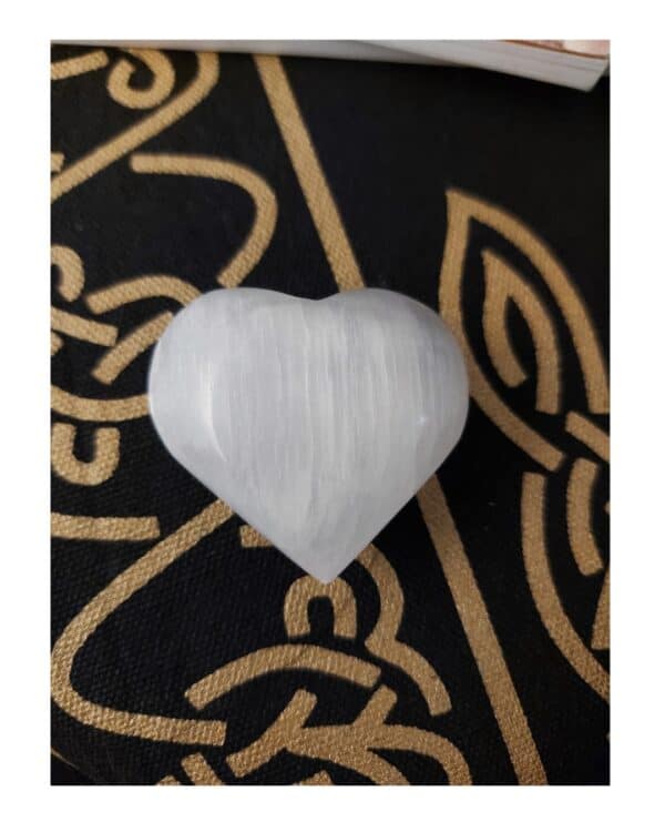 99217-seleniet-wit knuffelsteen hart Seleniet Zorgensteen Hart - Wit (7 cm)